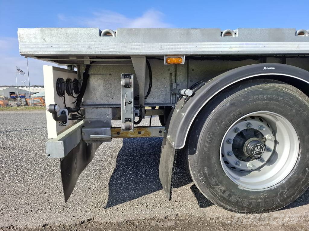 AMT UL400 4 akslet åben trailer med 7 m udtræk Pritschenanhänger