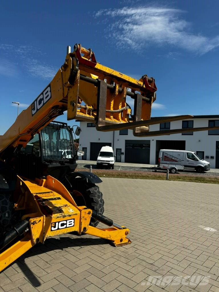 JCB 540-140 HiViz 4x4x4*Palettengabel+Schaufel 14Mtr رافعة تلسكوبية