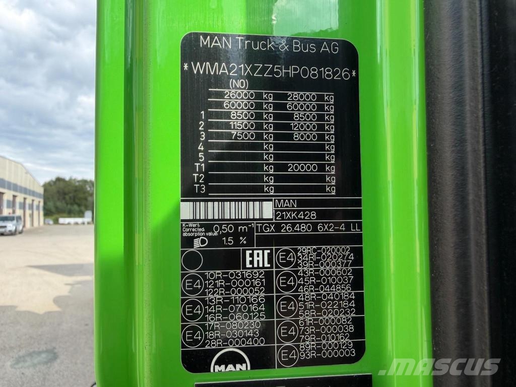 MAN TGX 26.480 6X2*4 EURO6 + RETARDER + BDF 20FT Camiones portacontenedores