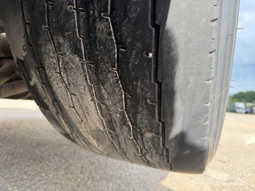 MAN TGX 26.480 6X2*4 EURO6 + RETARDER + BDF 20FT Camiones portacontenedores