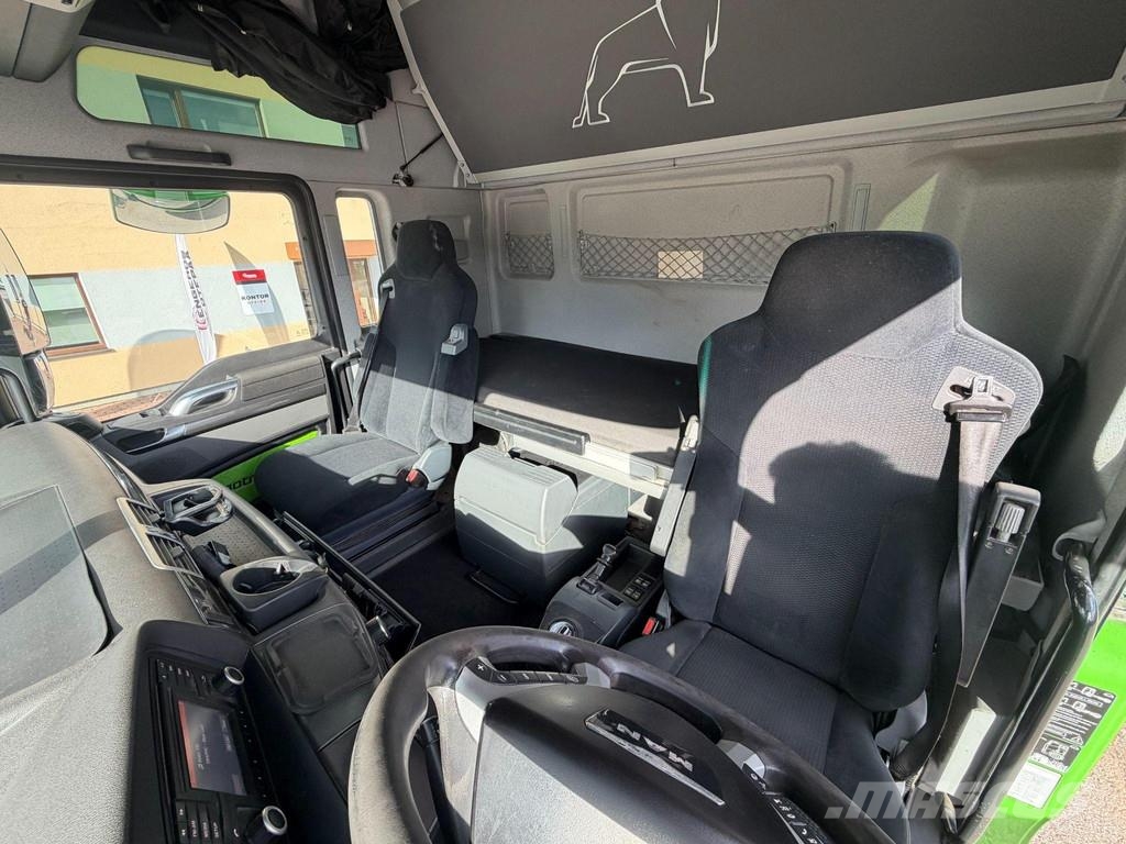 MAN TGX 26.480 6X2*4 EURO6 + RETARDER + BDF 20FT Camiones portacontenedores