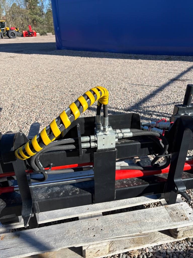 XYZ GHH1200 Trima 100x40x1200 2,5t Pomožni stroji