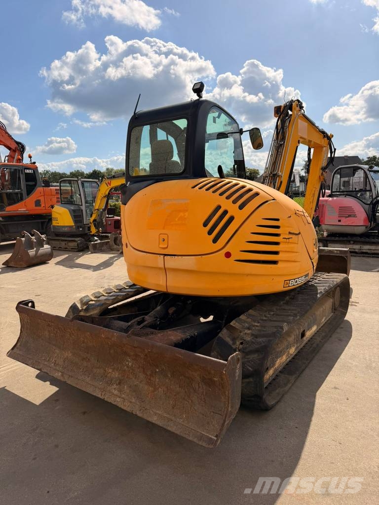 JCB 8085 ZTS Midigraafmachines 7t - 12t