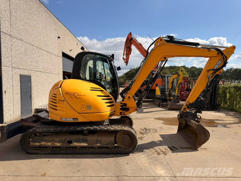 JCB 8085 ZTS Midigraafmachines 7t - 12t