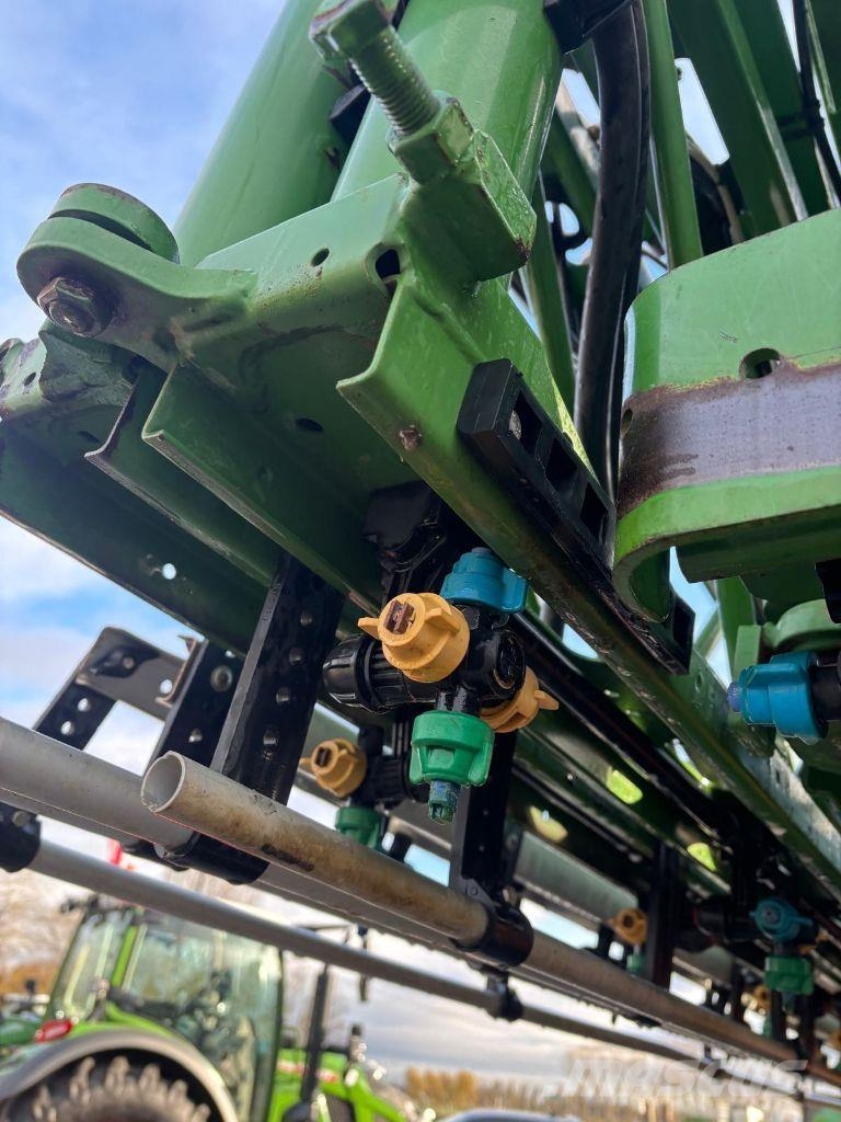 Amazone Ux 4200 Hinattavat ruiskut