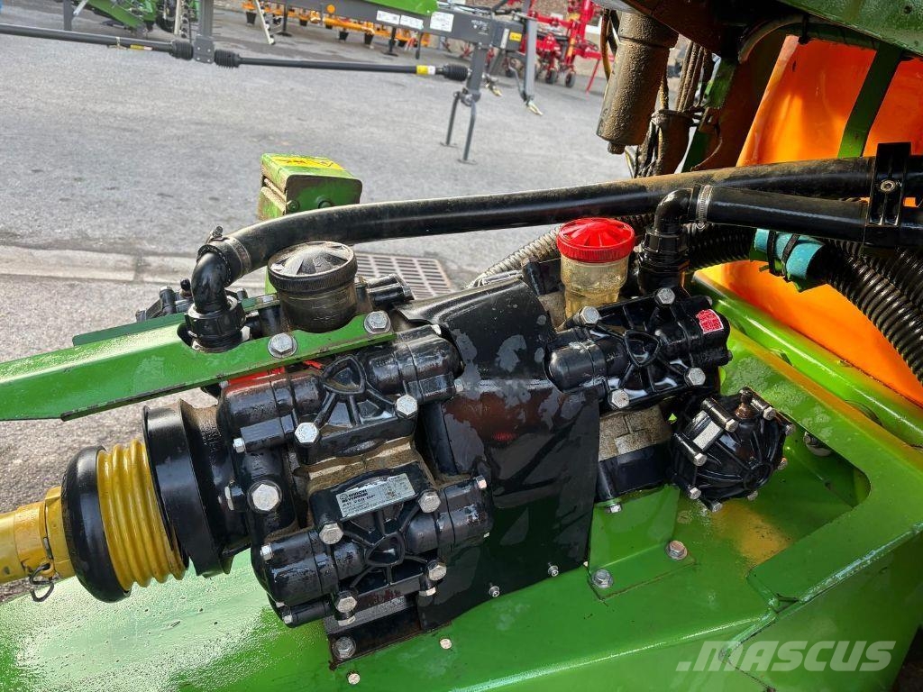 Amazone Ux 4200 Hinattavat ruiskut