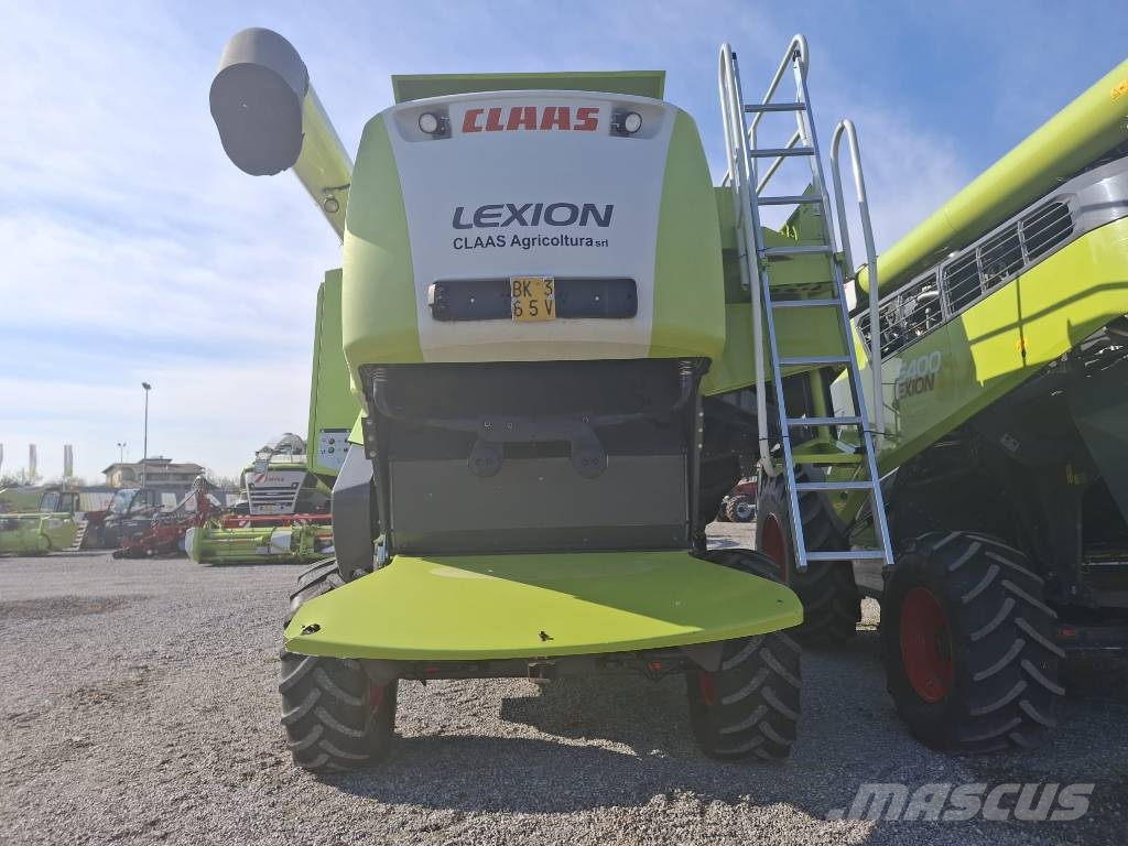 CLAAS Lexion 740 Combine harvesters