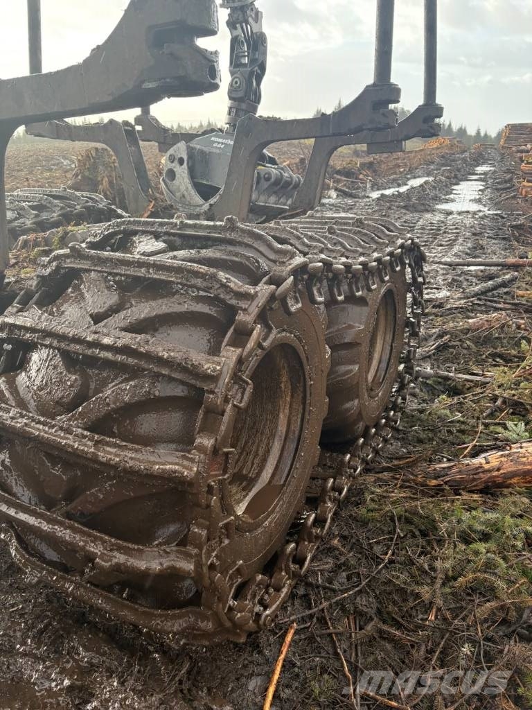 Komatsu 855 Forwarders