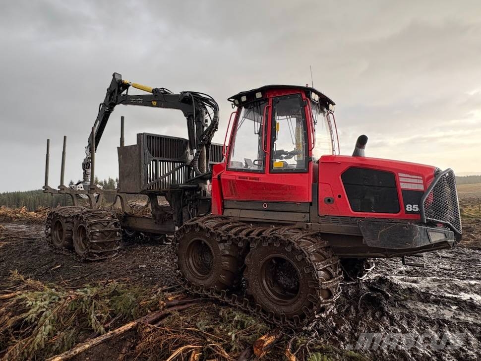 Komatsu 855 Forwarders