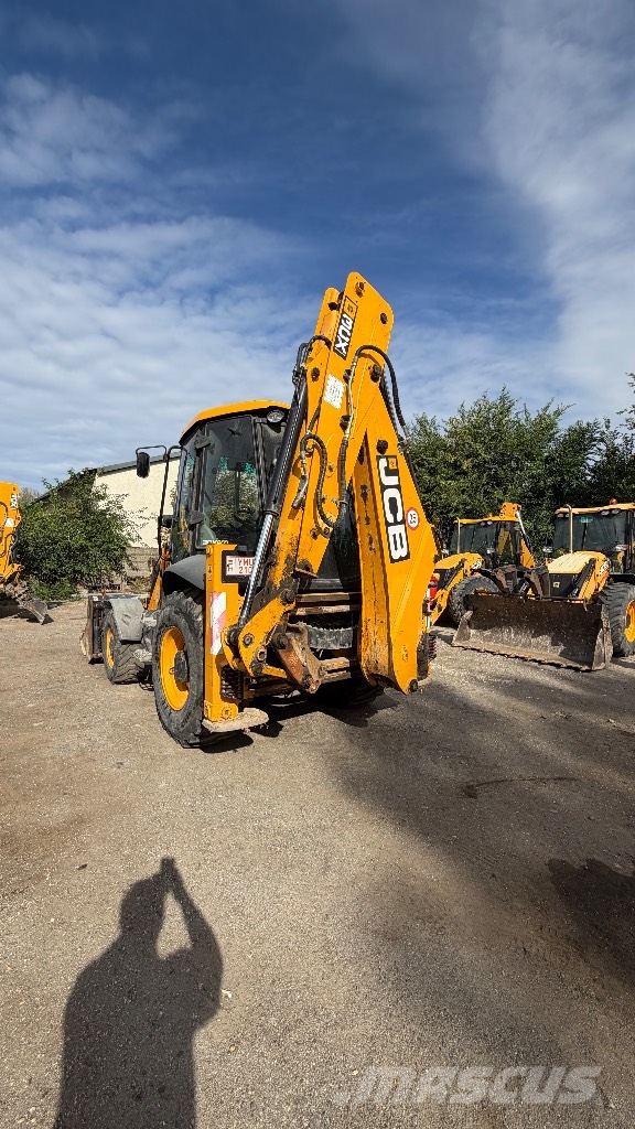 JCB 3CX Kazıcı yükleyiciler - beko loder