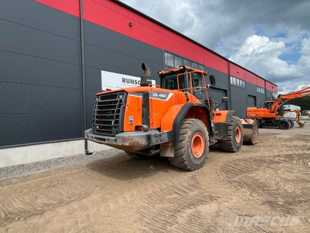 Doosan DL 450-5 Incarcator pe pneuri