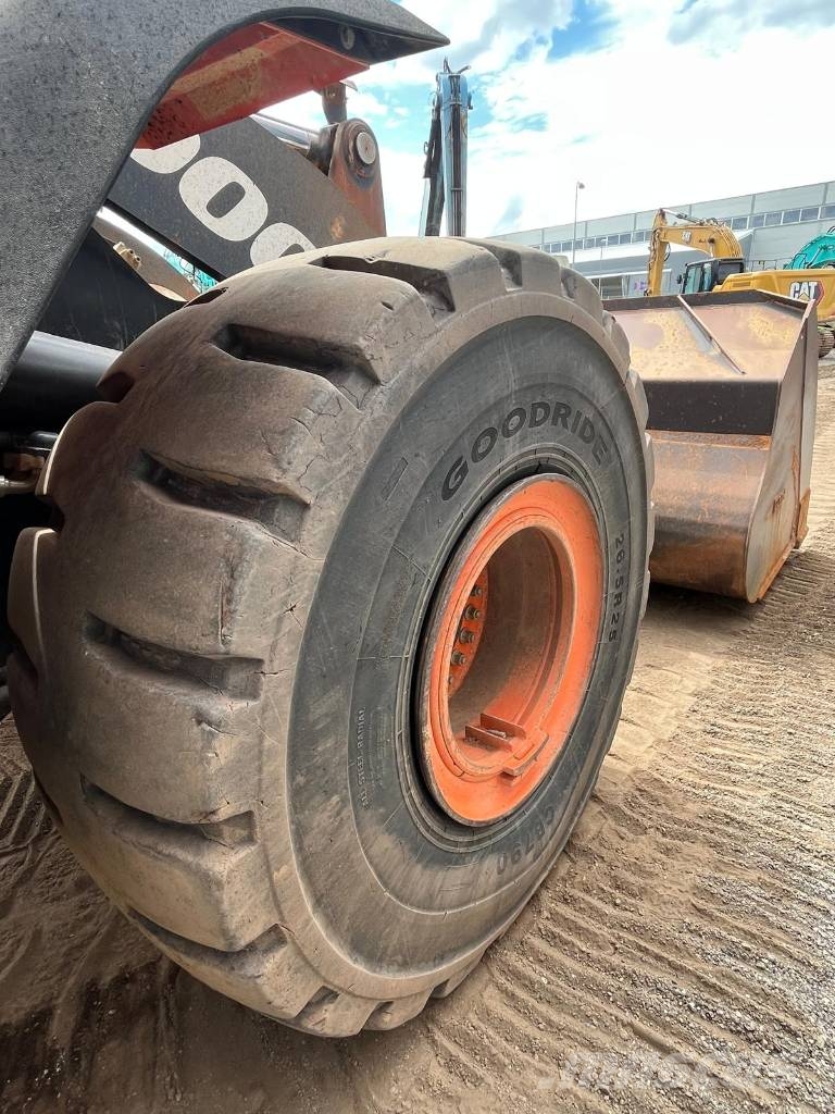 Doosan DL 450-5 Incarcator pe pneuri