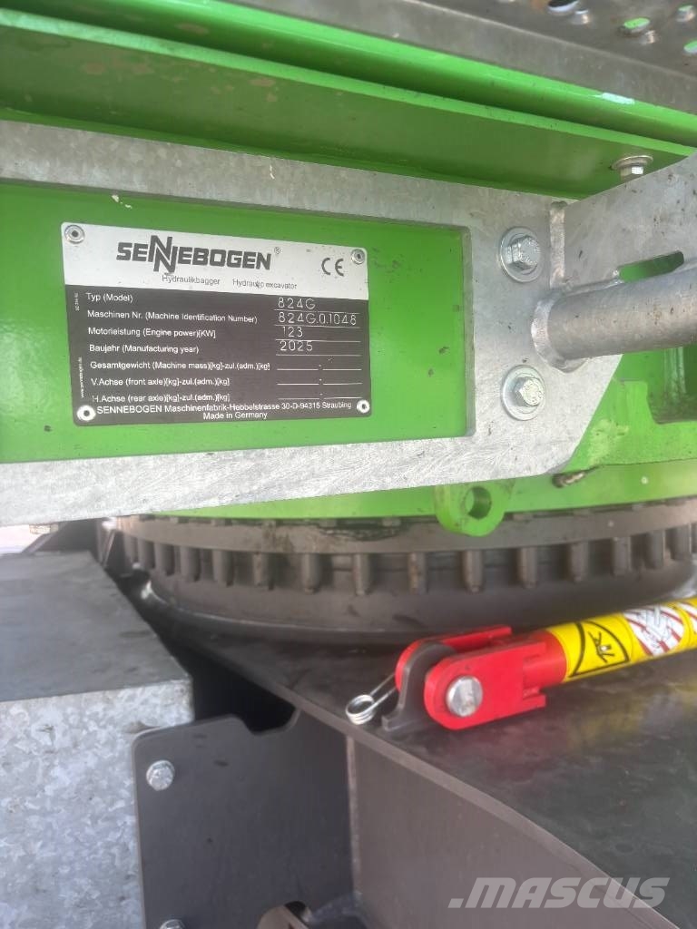 Sennebogen 824 M Stroje pro manipulaci s odpadem
