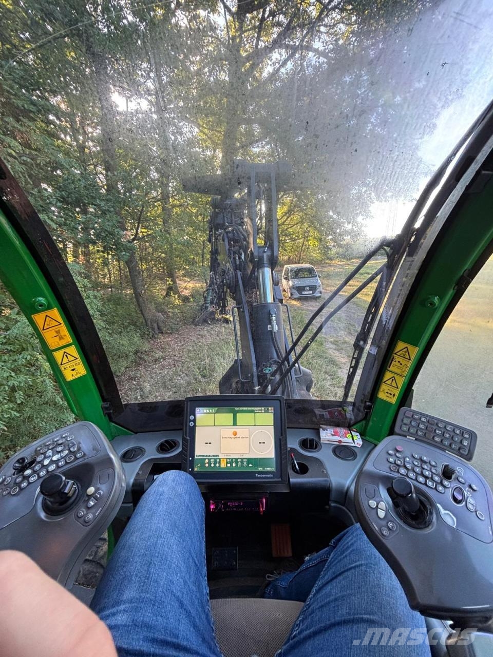 John Deere 1170 E Betakarítók