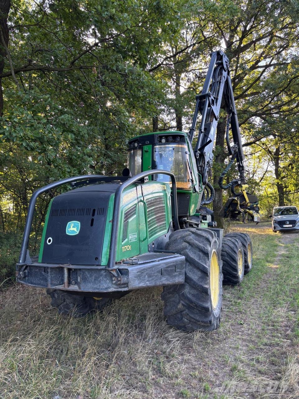 John Deere 1170 E Betakarítók