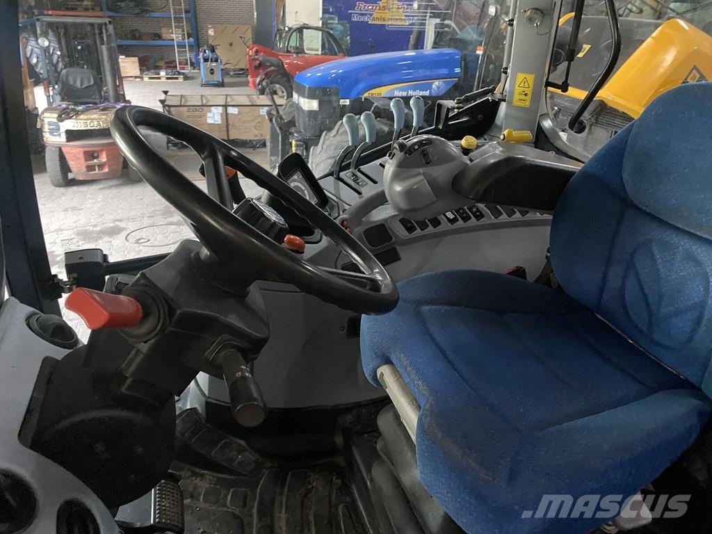 New Holland T6010 Tractoren