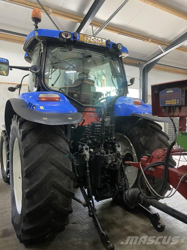 New Holland T6010 Tractoren