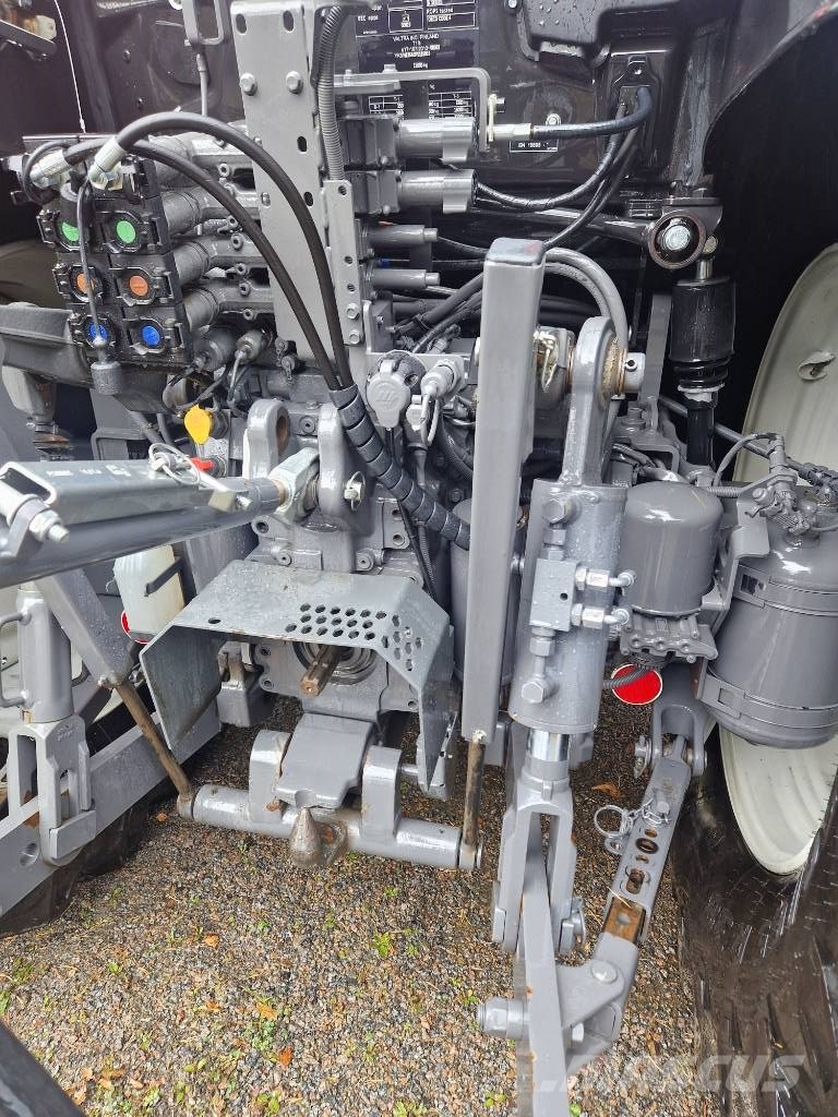 Valtra N 135 Active Traktoren