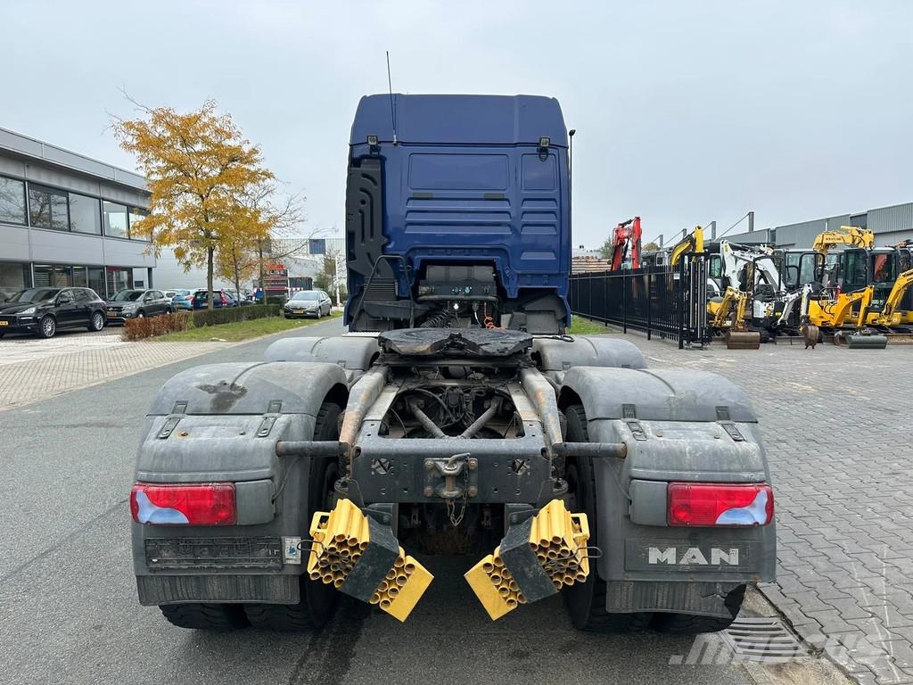 MAN TGX 33.560 6x4 Sadulveokid