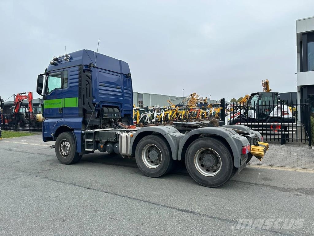 MAN TGX 33.560 6x4 Sadulveokid