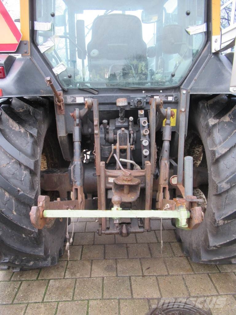 Valtra 700 4x2 VALMET Tractors