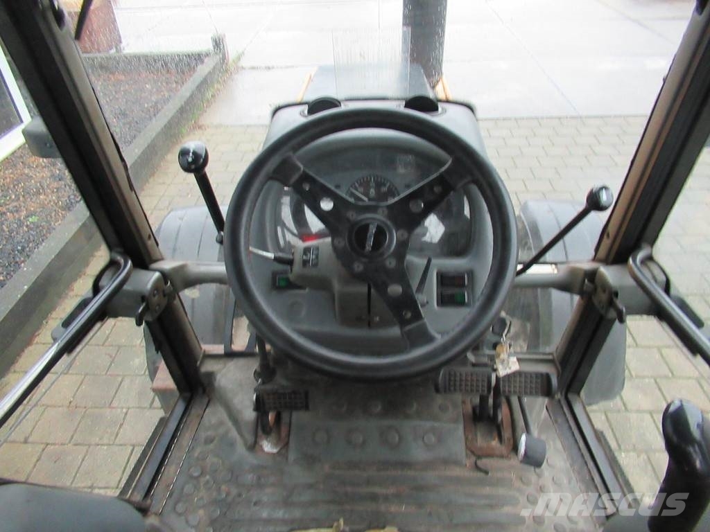 Valtra 700 4x2 VALMET Tractors
