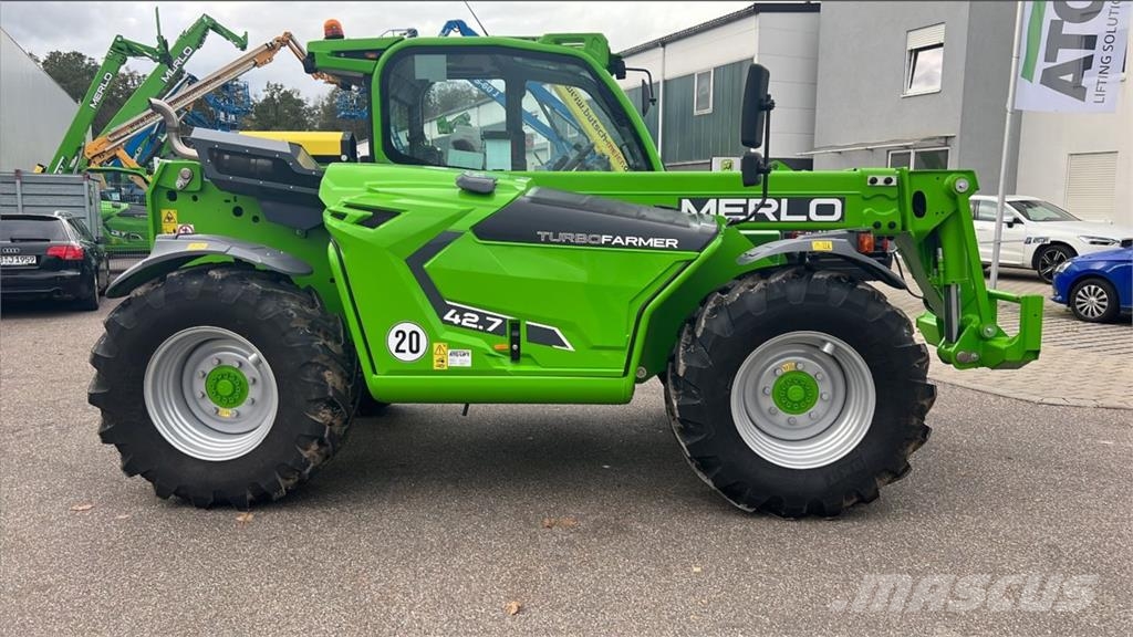 Merlo TF 42.7-136 Teleskoplastare