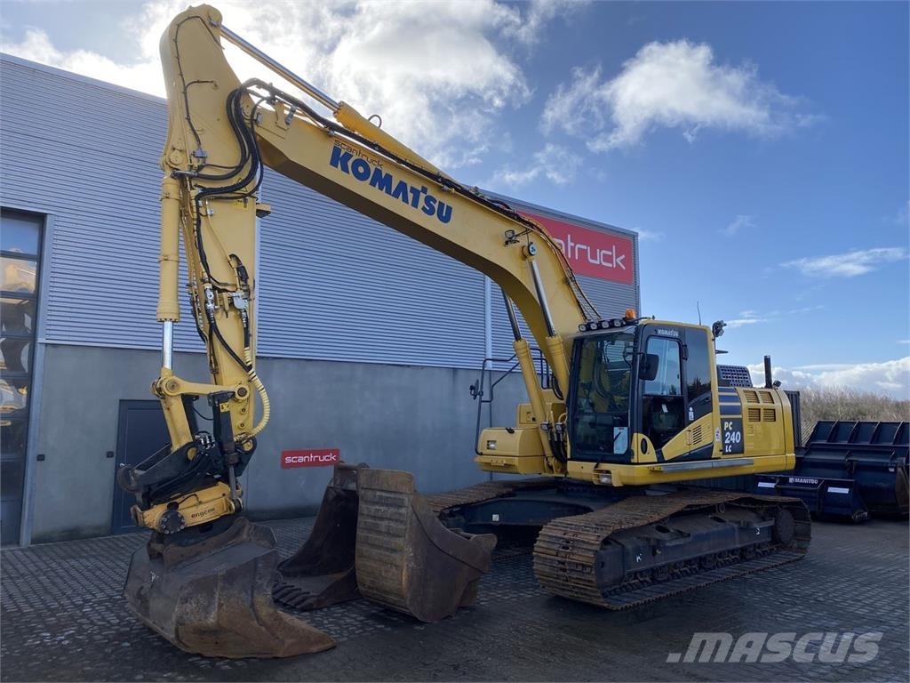 Komatsu PC240LC-11 Гусеничні екскаватори