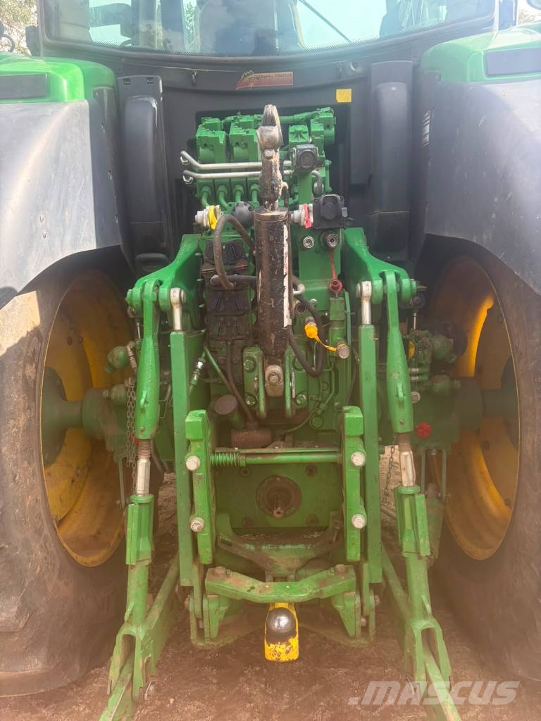 John Deere 6175 R Traktorit