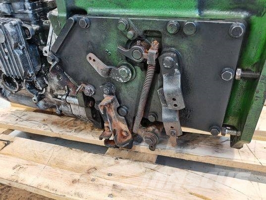 John Deere 6810 gearbox autoquad Transmisijos