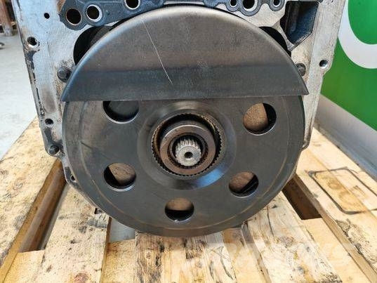 John Deere 6810 gearbox autoquad Transmisijos