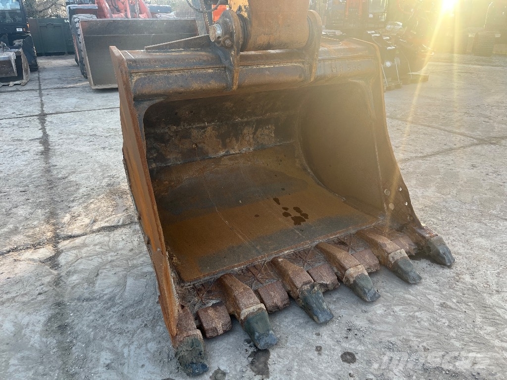 Hyundai HX 330 L Bageri guseničari