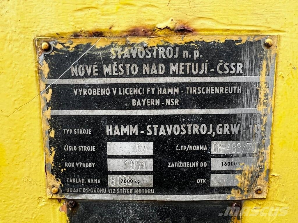 Hamm GRW 10 胶轮压路机