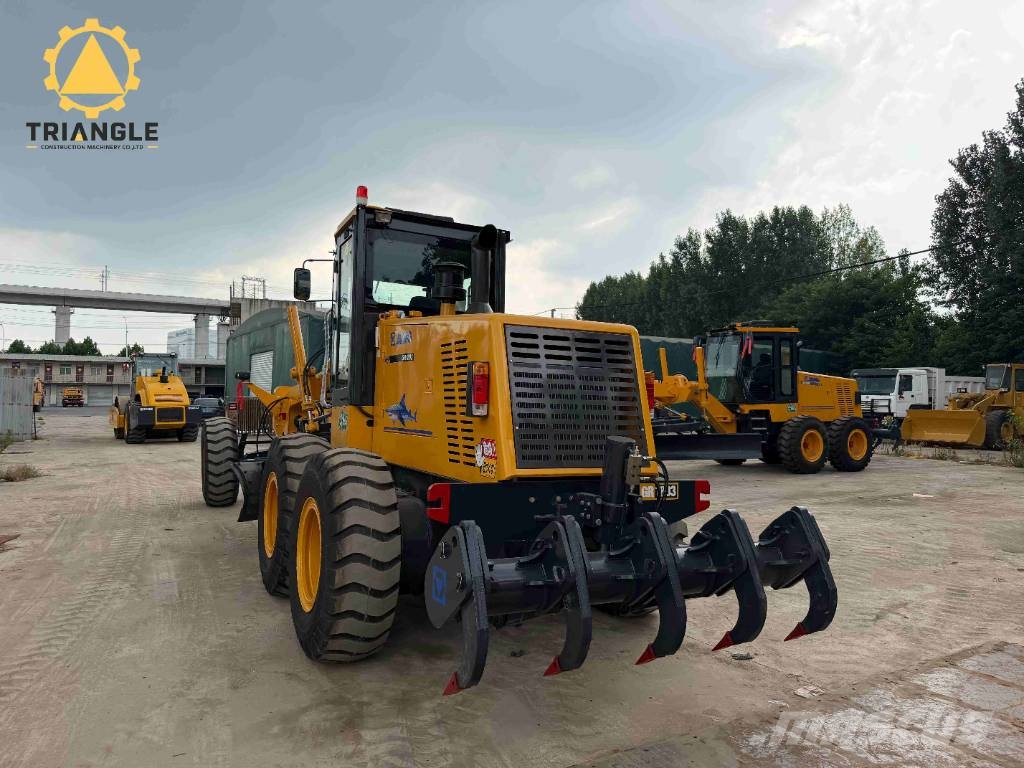 XCMG GR 1803 Фронтальные погрузчики