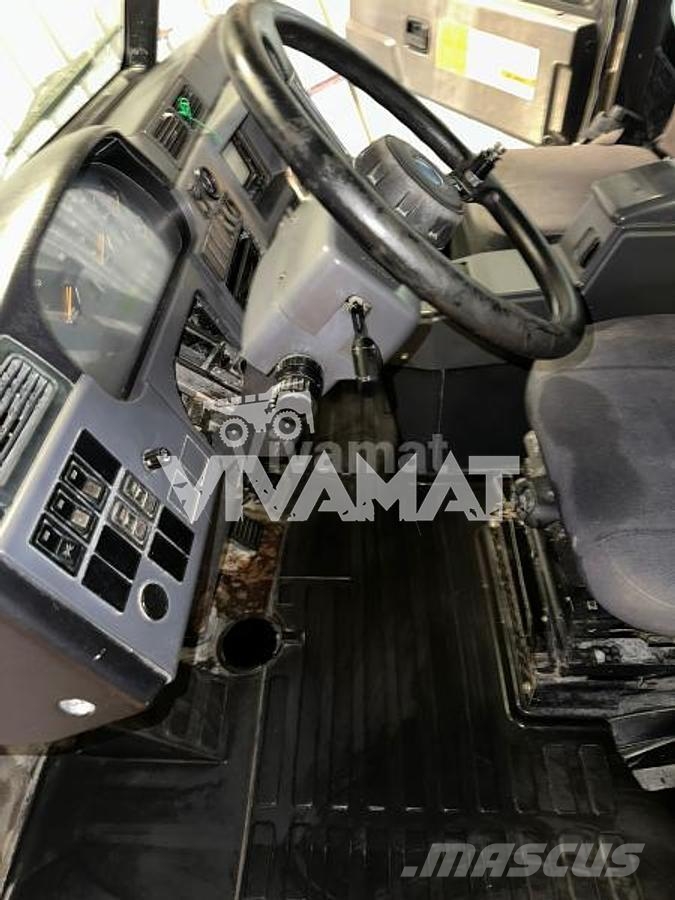 Komatsu HM300-2 연결식 홀러