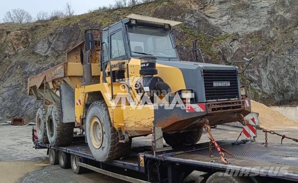 Komatsu HM300-2 연결식 홀러