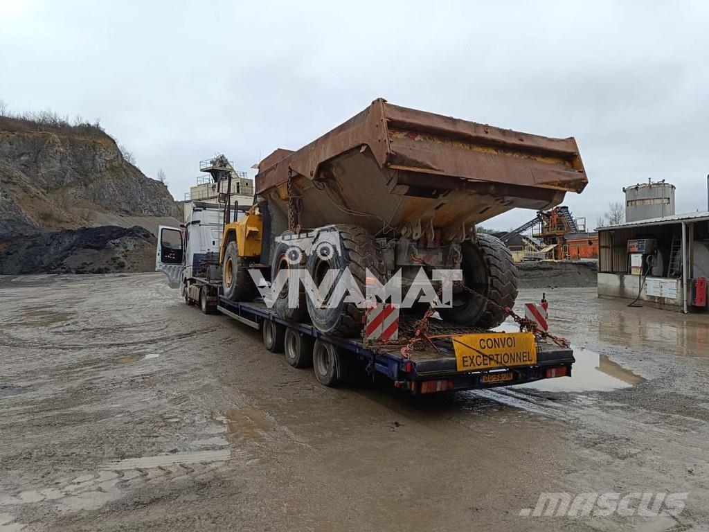 Komatsu HM300-2 연결식 홀러