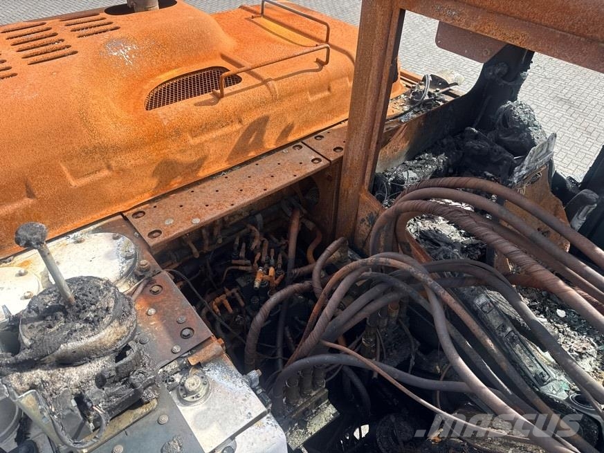 Hyundai HW140 - Brandschade / Fire demage / Brandschaden Ratiniai ekskavatoriai