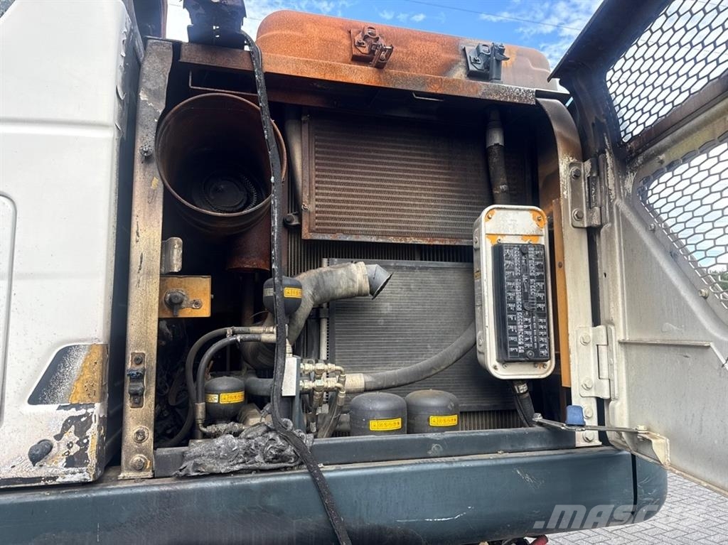 Hyundai HW140 - Brandschade / Fire demage / Brandschaden 轮式挖掘机