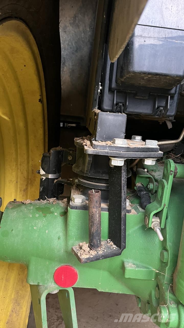 John Deere 6110M Трактори