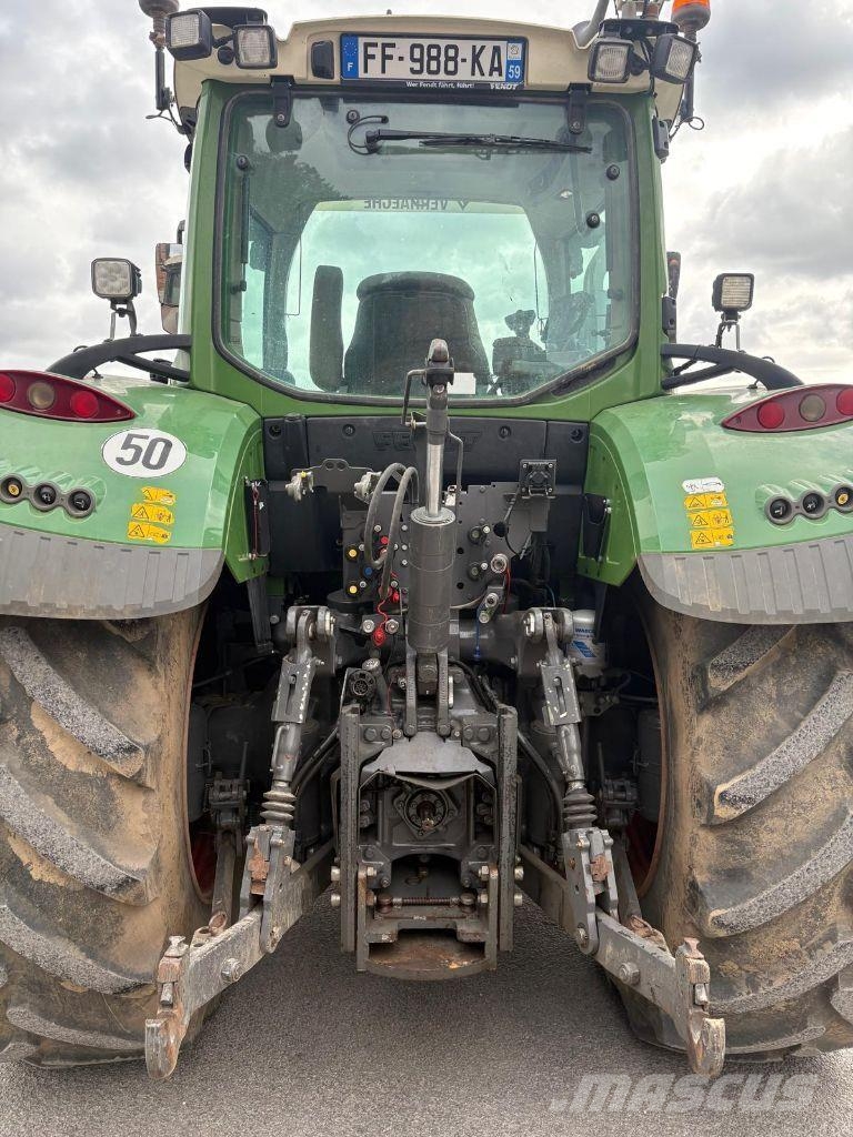Fendt 724 POWER+ Trattori