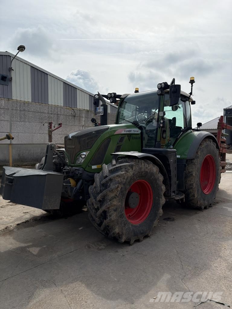 Fendt 724 POWER+ Трактори