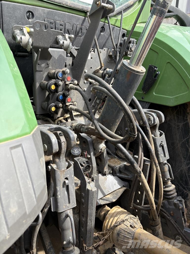 Fendt 724 POWER+ Трактори