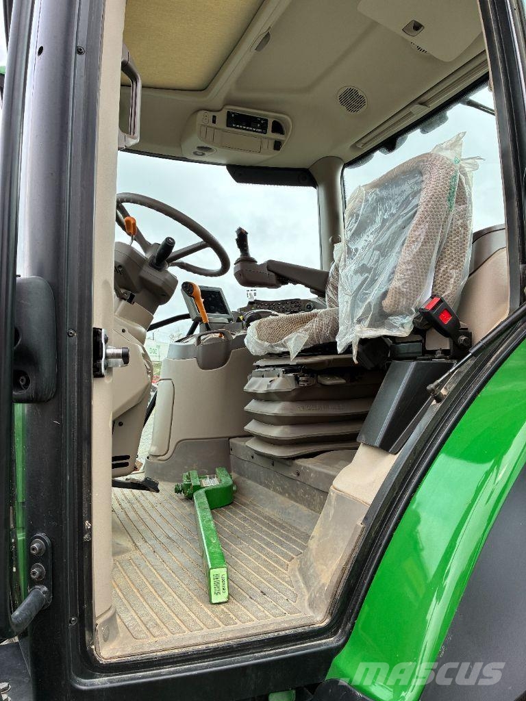John Deere 6R 110 Traktoren