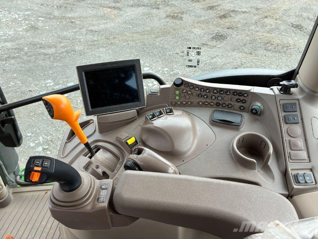 John Deere 6R 110 Tractoren