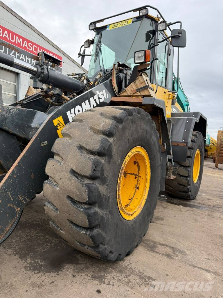 Komatsu WA250 PZ-6 //BJ. 2013 /8400H/SW/Gabel Radlader