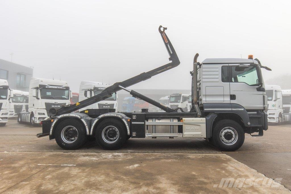 MAN TGS 33.420 BL - 6X6H アームロール