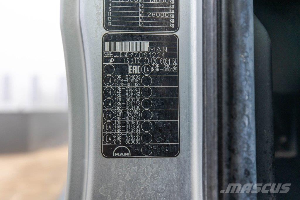 MAN TGS 33.420 BL - 6X6H Rol kiper kamioni sa kukom za podizanje tereta