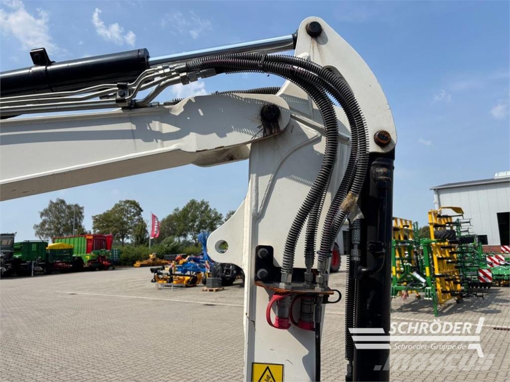 CAT 303.5 ECR حفارات بعجل