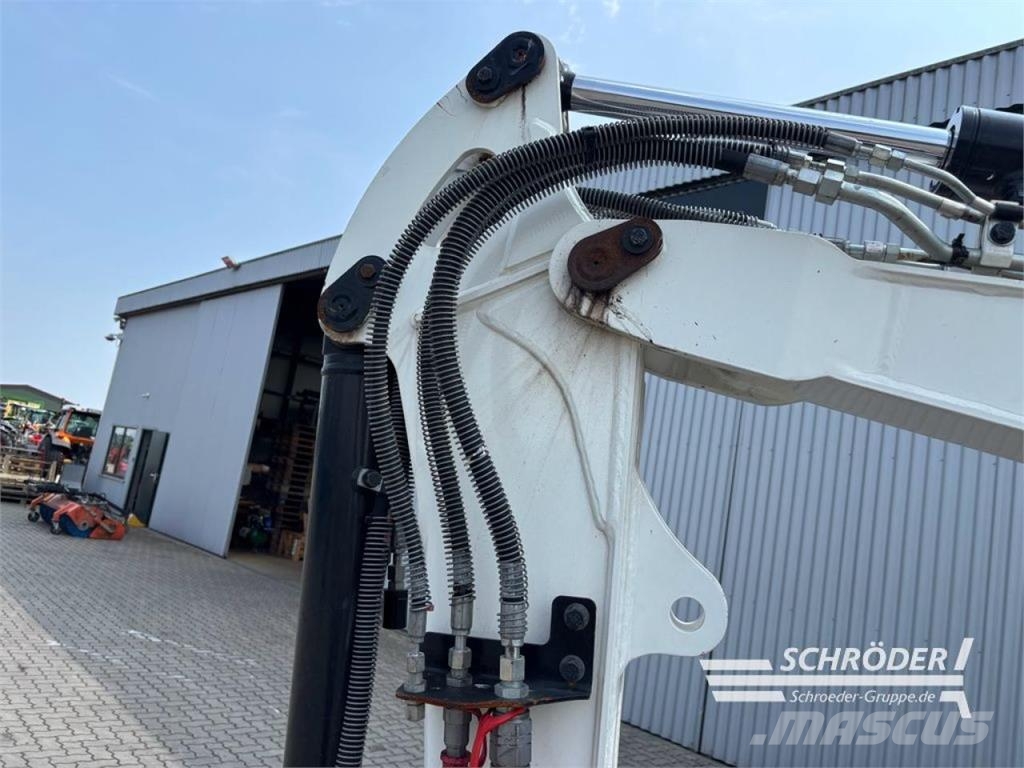 CAT 303.5 ECR حفارات بعجل